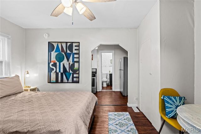 3210 Royalton Avenue, St Louis, MO 63114