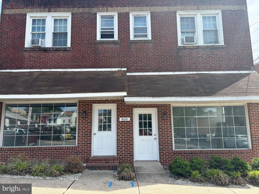 600-602 E AIRY ST #1A, Norristown, PA 19401