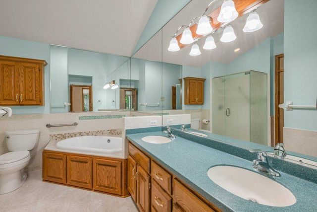 2602 Rivers Bluff Lane, Anoka, MN 55303