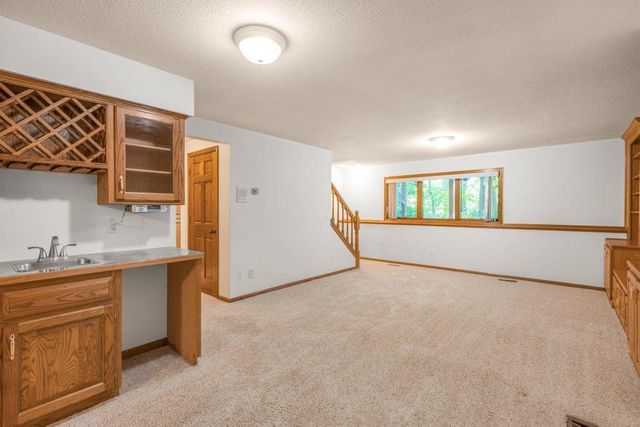 2602 Rivers Bluff Lane, Anoka, MN 55303