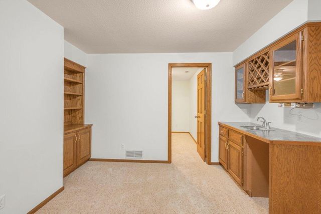 2602 Rivers Bluff Lane, Anoka, MN 55303