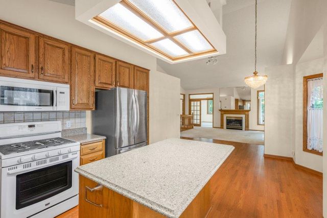 2602 Rivers Bluff Lane, Anoka, MN 55303