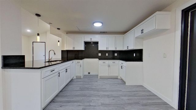 1404 Arvel Circle, Reno, TX 76020