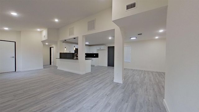 1404 Arvel Circle, Reno, TX 76020