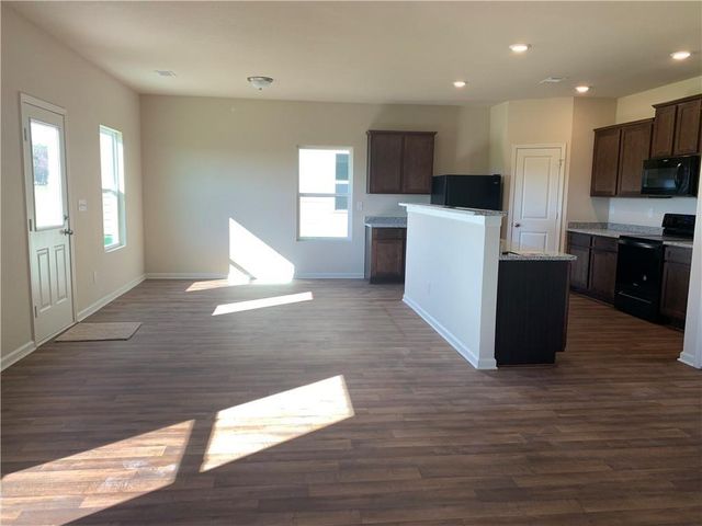 929 Independence Avenue, Pendergrass, GA 30567