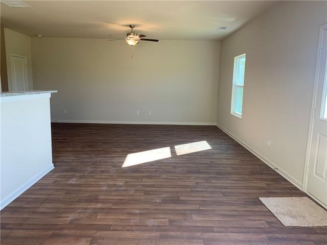 929 Independence Avenue, Pendergrass, GA 30567