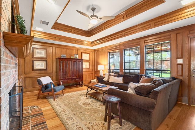 819 Lockhaven Lane, Coppell, TX 75019