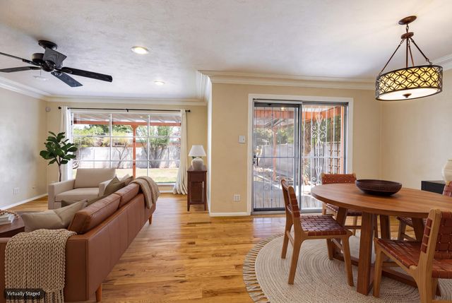 720 Manzano Street NE, Albuquerque, NM 87110
