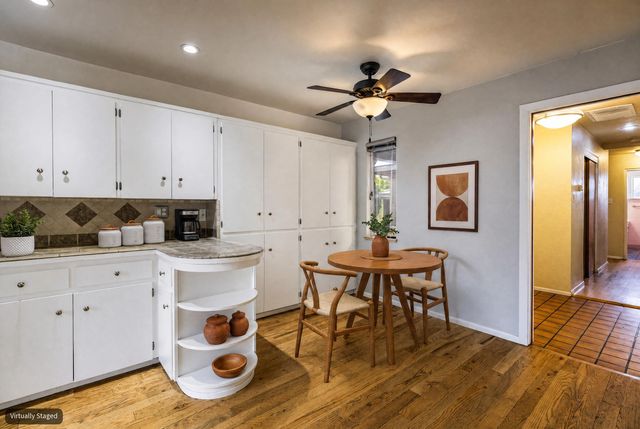 720 Manzano Street NE, Albuquerque, NM 87110