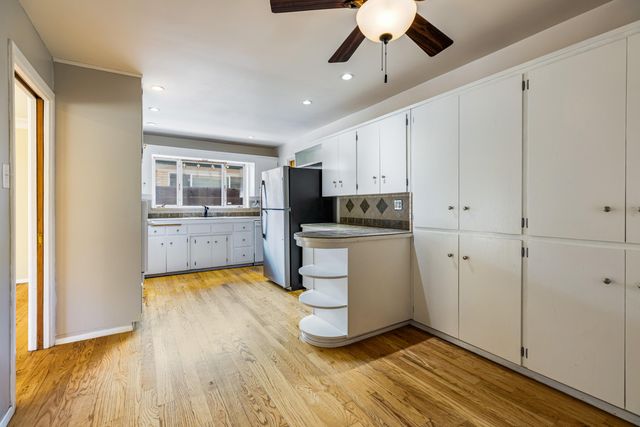 720 Manzano Street NE, Albuquerque, NM 87110