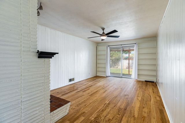 720 Manzano Street NE, Albuquerque, NM 87110