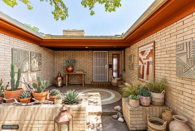 720 Manzano Street NE, Albuquerque, NM 87110
