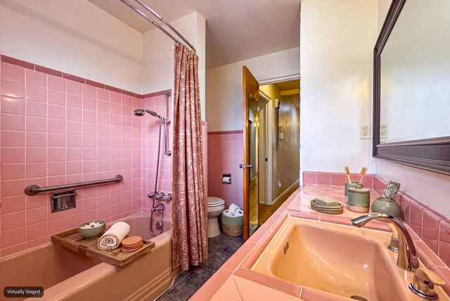 720 Manzano Street NE, Albuquerque, NM 87110
