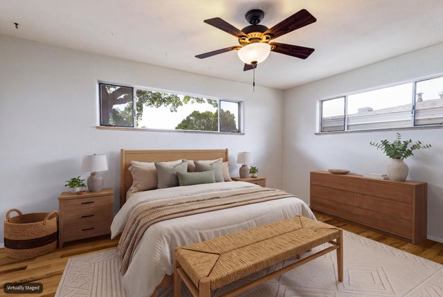 720 Manzano Street NE, Albuquerque, NM 87110