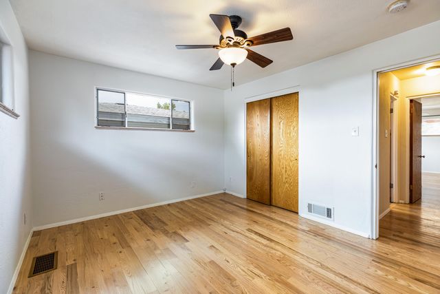 720 Manzano Street NE, Albuquerque, NM 87110