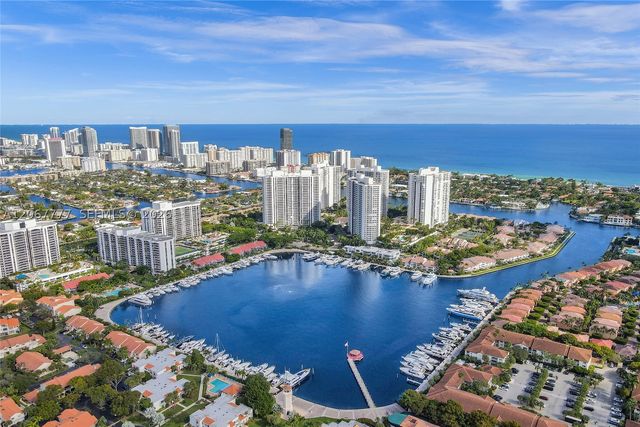 21200 Point Place 403, Aventura, FL 33180