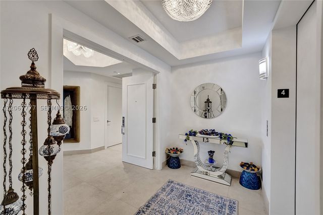 21200 Point Place 403, Aventura, FL 33180