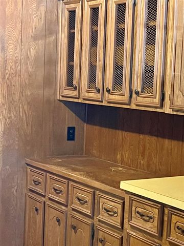 4 Eastwood Circle, Conroe, TX 77301