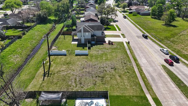 8014 Royalwood Drive, Houston, TX 77049