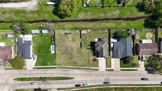 8014 Royalwood Drive, Houston, TX 77049