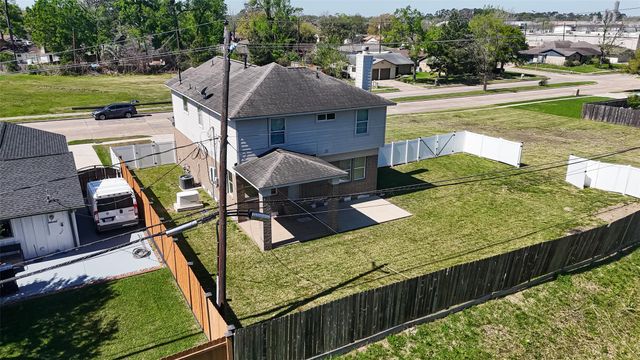 8014 Royalwood Drive, Houston, TX 77049