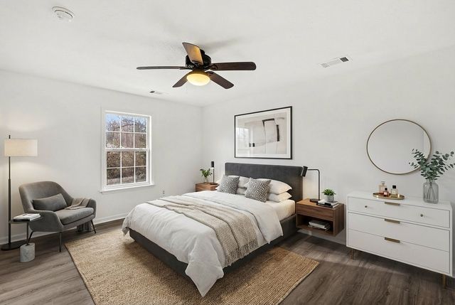 255 Valley Dr, Columbia, TN 38401