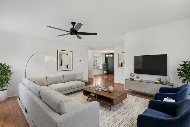 255 Valley Dr, Columbia, TN 38401