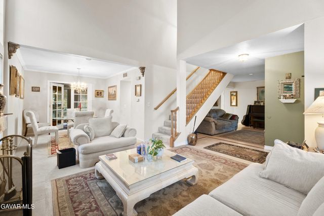 39317 Beacon Lane, Palmdale, CA 93551