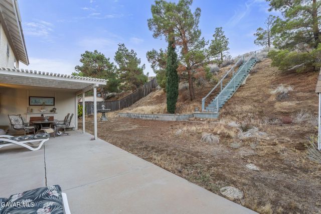 39317 Beacon Lane, Palmdale, CA 93551