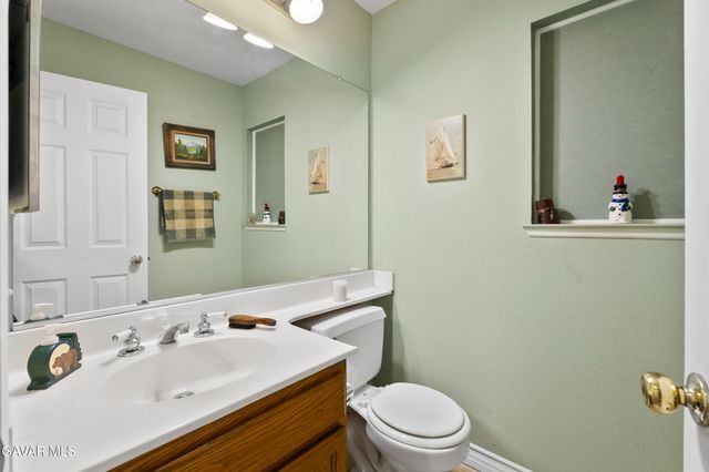 39317 Beacon Lane, Palmdale, CA 93551