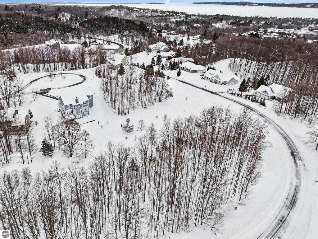 Image 10 of property listing at 4885 Grayhawk Boulevard, Traverse City, MI 49684