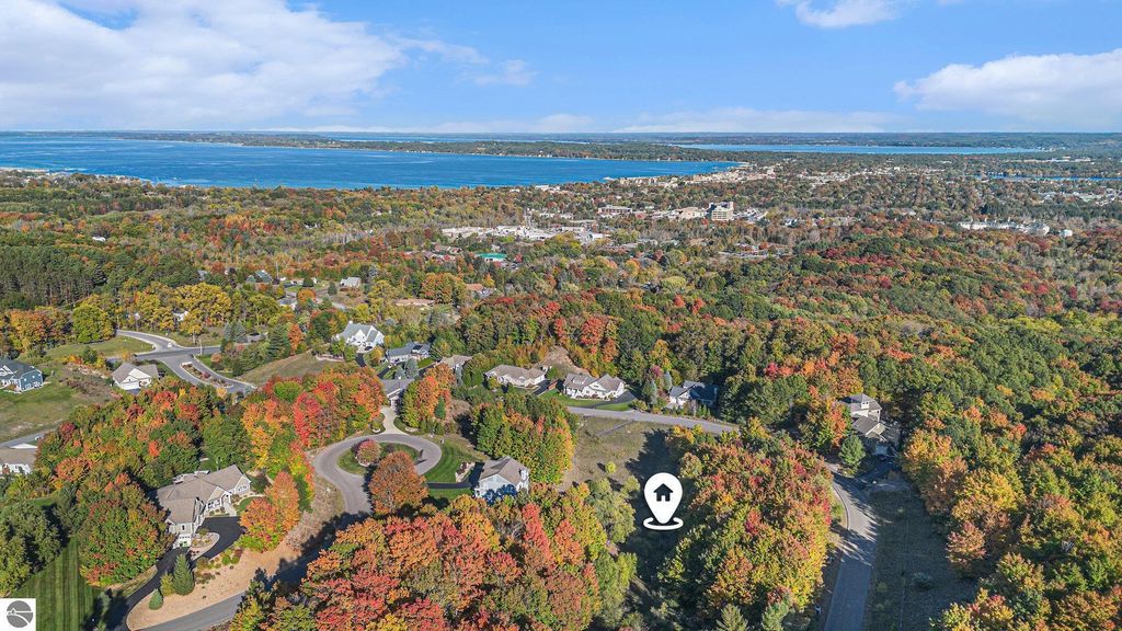 Image 18 of property listing at 4885 Grayhawk Boulevard, Traverse City, MI 49684