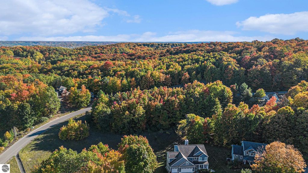 Image 20 of property listing at 4885 Grayhawk Boulevard, Traverse City, MI 49684