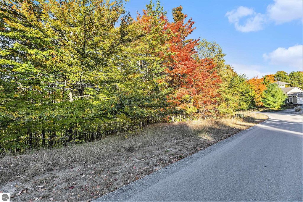 Image 22 of property listing at 4885 Grayhawk Boulevard, Traverse City, MI 49684