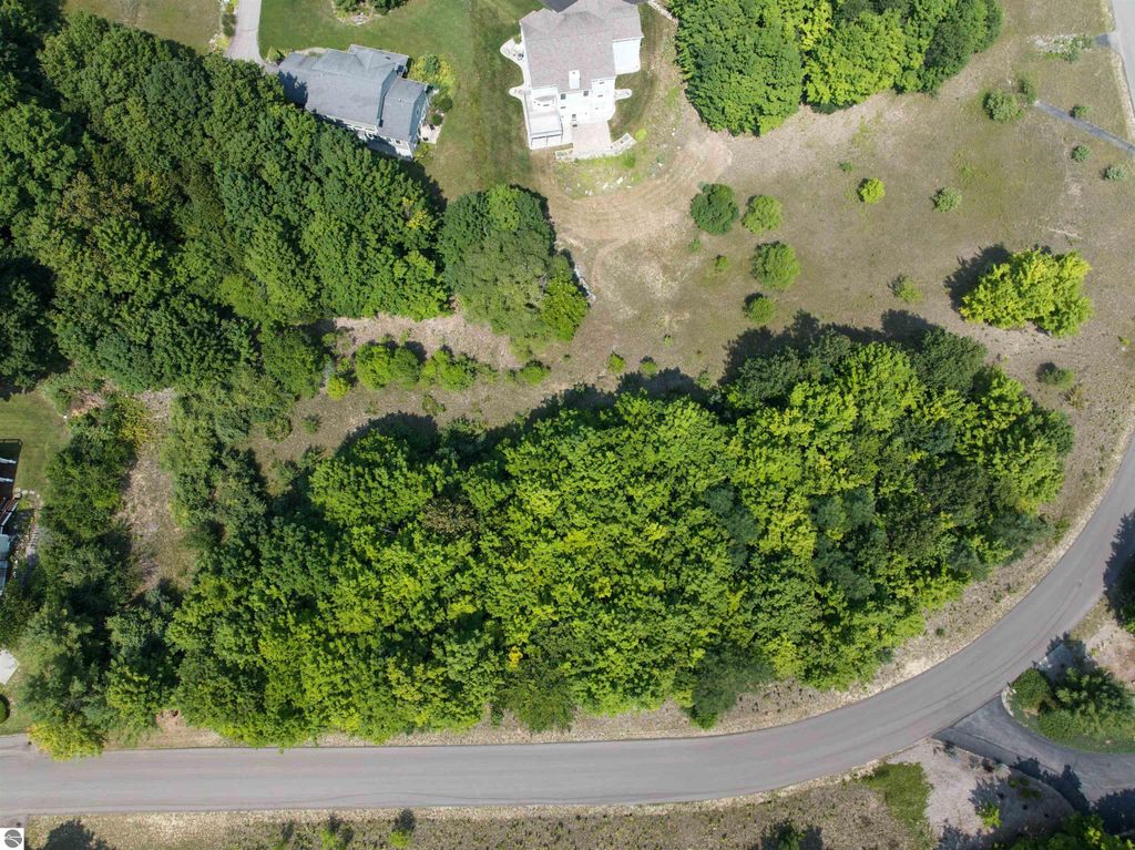 Image 41 of property listing at 4885 Grayhawk Boulevard, Traverse City, MI 49684