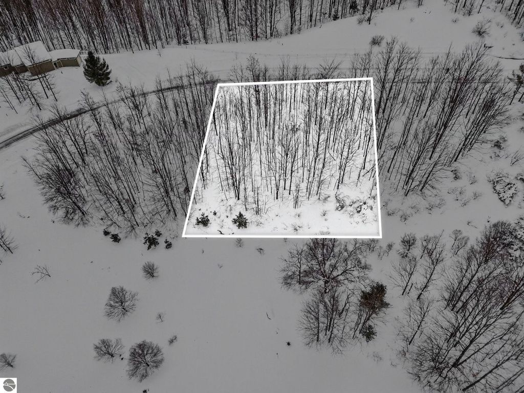 Image 58 of property listing at 4885 Grayhawk Boulevard, Traverse City, MI 49684