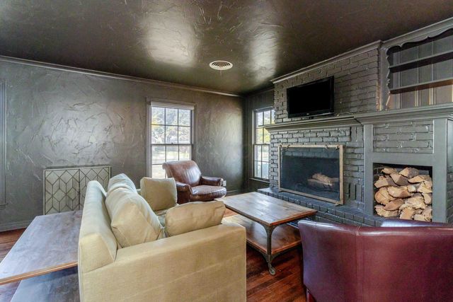 4401 OLSEN Boulevard, Amarillo, TX 79106