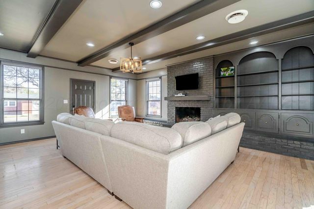 4401 OLSEN Boulevard, Amarillo, TX 79106