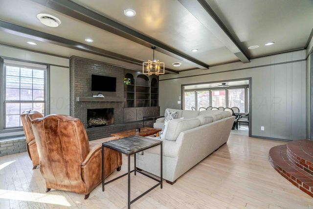 4401 OLSEN Boulevard, Amarillo, TX 79106