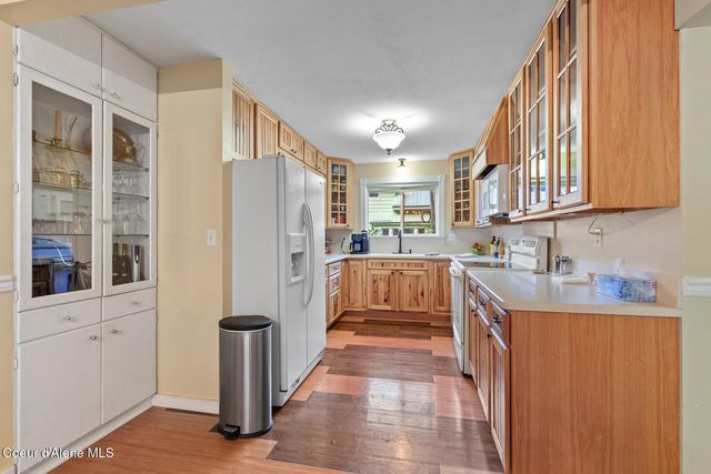 191 King St, Wallace, ID 83873