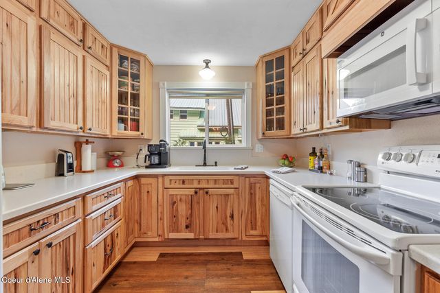 191 King St, Wallace, ID 83873