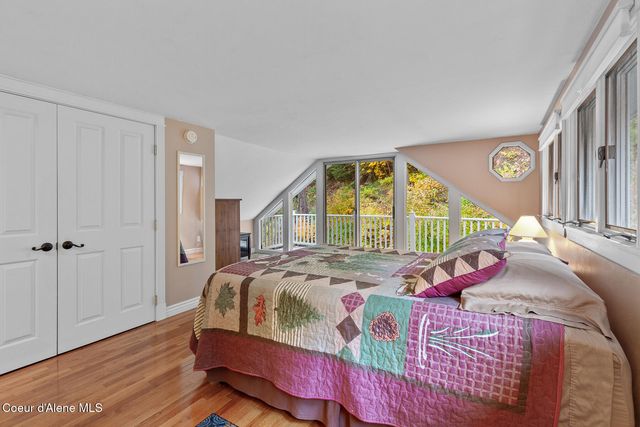 191 King St, Wallace, ID 83873