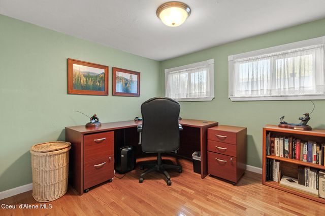 191 King St, Wallace, ID 83873