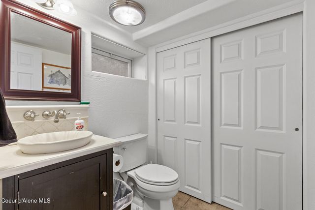 191 King St, Wallace, ID 83873