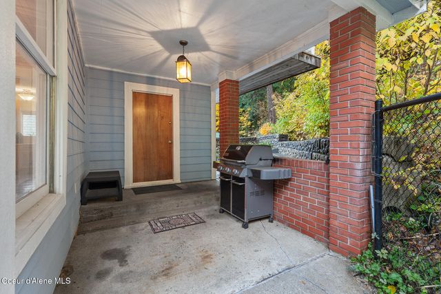 191 King St, Wallace, ID 83873