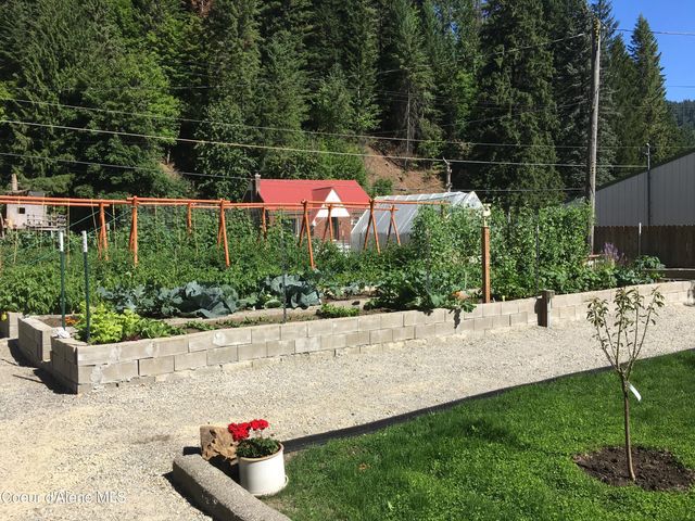 191 King St, Wallace, ID 83873