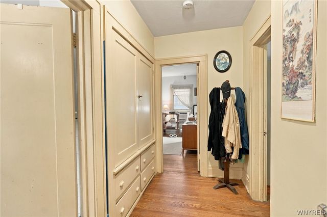 271 North Drive, Buffalo, NY 14216
