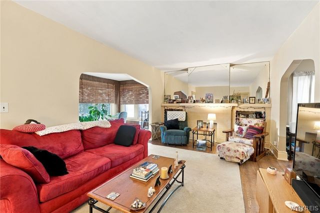 271 North Drive, Buffalo, NY 14216