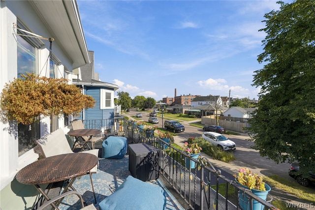 271 North Drive, Buffalo, NY 14216
