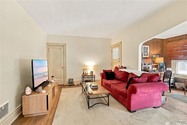 271 North Drive, Buffalo, NY 14216